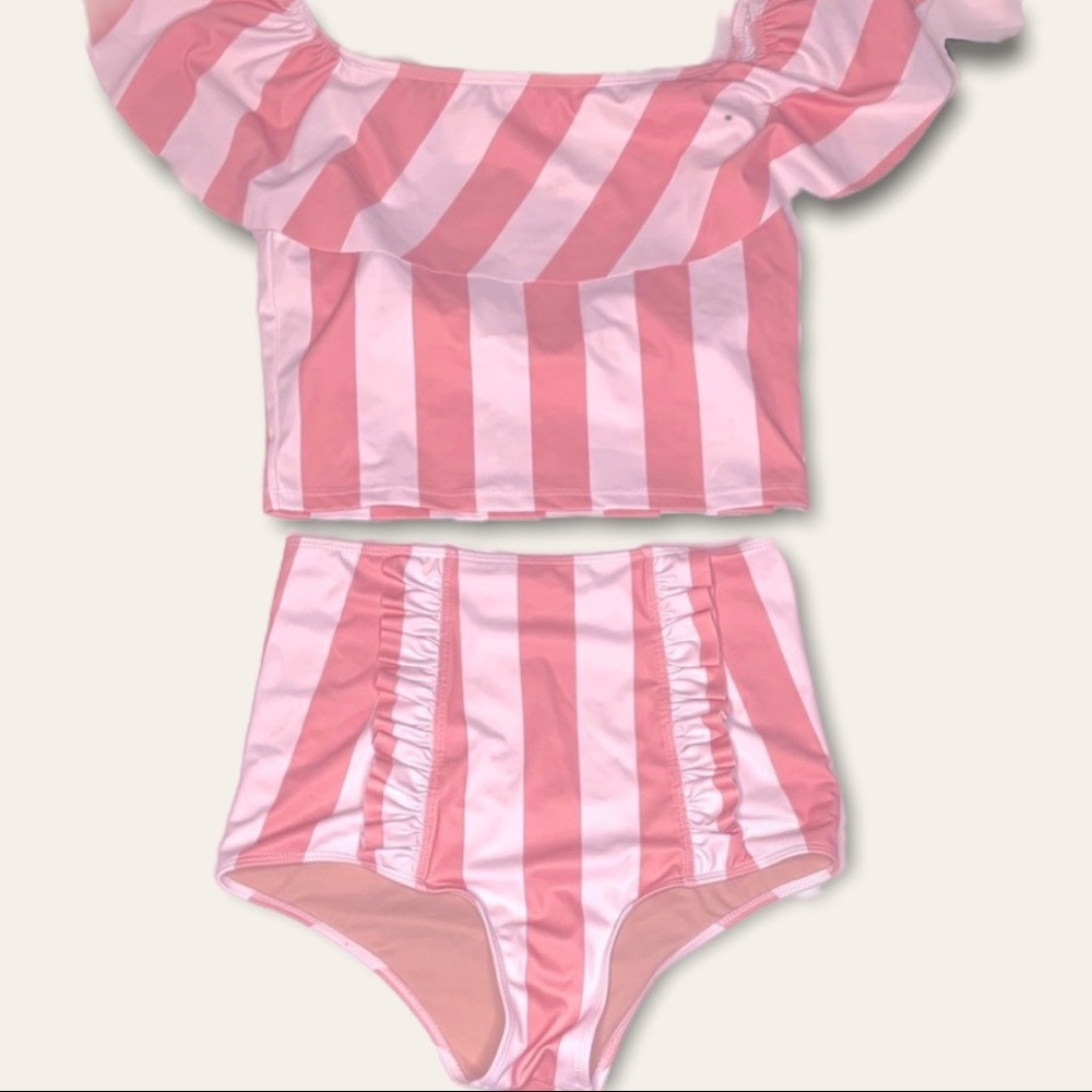 Kortni Jeane (S) pink/white ruffled high waisted retro swimwear
